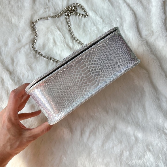 $495 NEW Loriblu Italy Leather Silver AB Reptile Finish Medium Shoulder Bag - Picture 11 of 16
